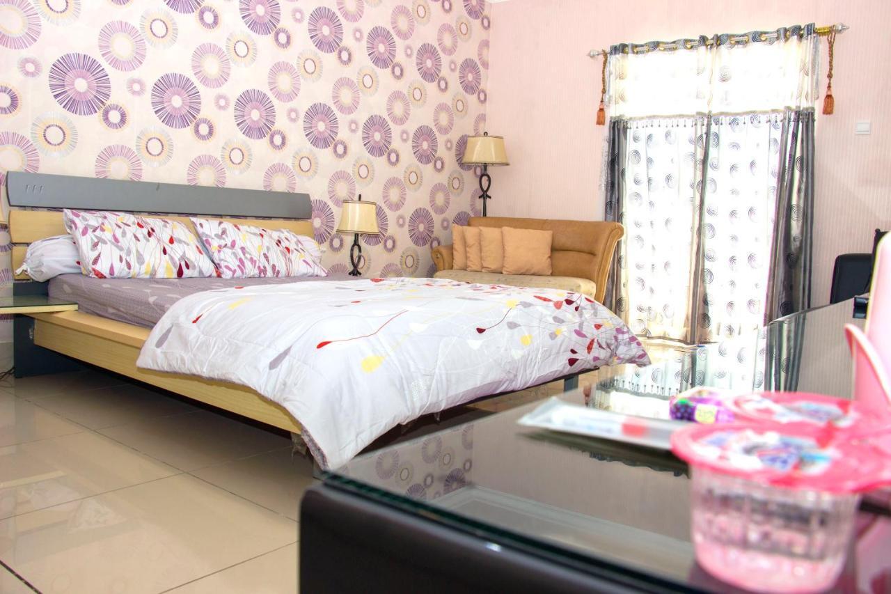 Apartemen Mtc Manado Luaran gambar